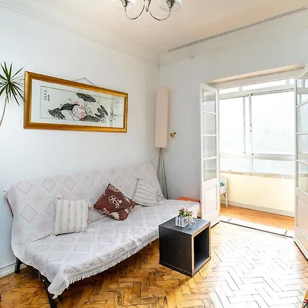 Апартаменты Casa De Beijing ,near Airport-expo Лиссабон
